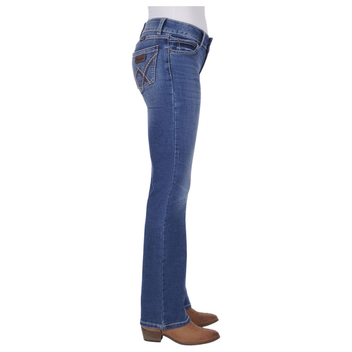 Wrangler - 34" leg Retro Mae Mid-Rise Boot Cut Jeans