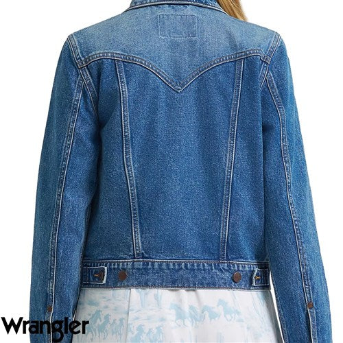 Wrangler Women’s Classic Light Wash Denim Jacket