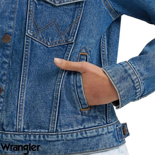 Wrangler Women’s Classic Light Wash Denim Jacket