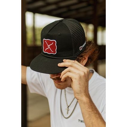Twisted X – Large Buckle High Profile Trucker Cap - Black