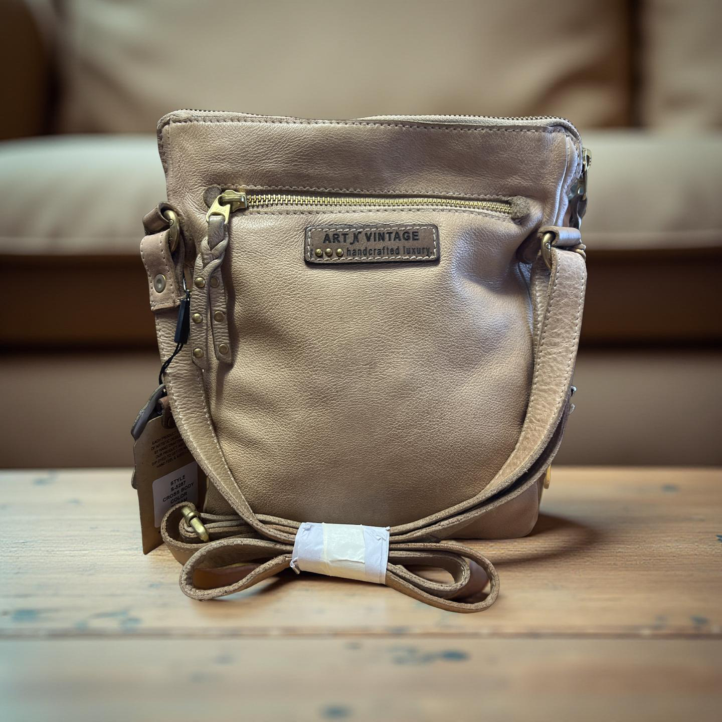 Art N Vintage Kali Crossbody – Cream