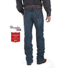 Load image into Gallery viewer, Wrangler - 20X Competition Men&#39;s Jean -38 leg
