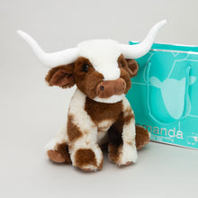 Load image into Gallery viewer, Texas Longhorn Highland Cream Small Brown Cow Plush Toy 18cm
