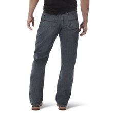 Load image into Gallery viewer, Wrangler® 20X® No. 33 Extreme Relaxed Fit Jean - Vintage Midnight
