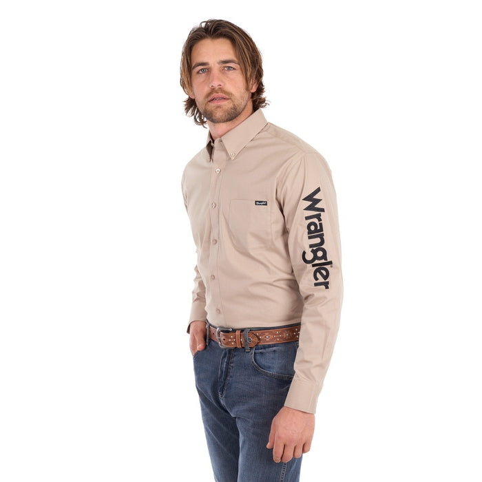 Wrangler Men’s Flex Tech Logo 1-Pocket Button Down Long Sleeve Shirt