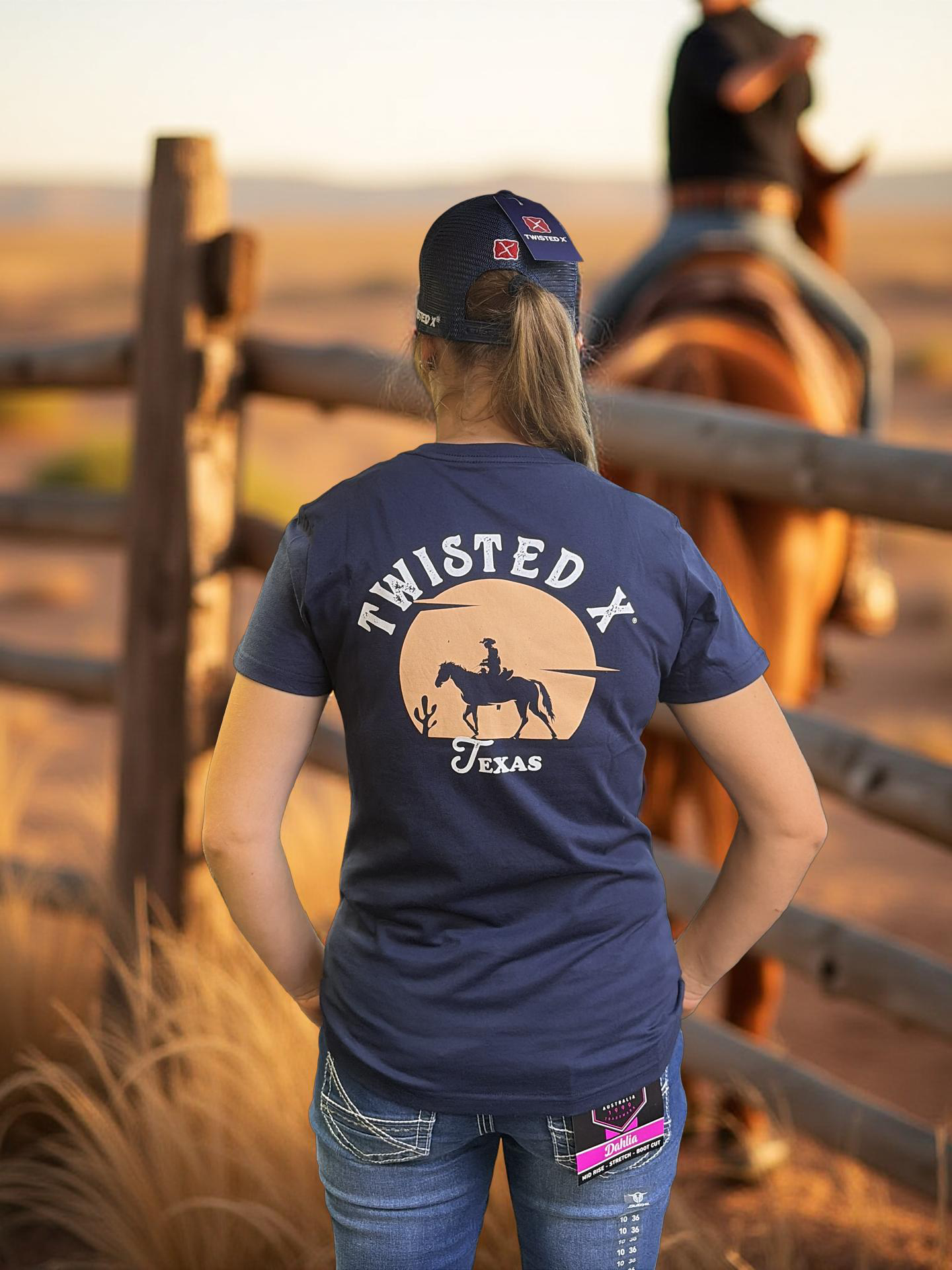 Twisted X Women’s Lin Short Sleeve Tee – Navy