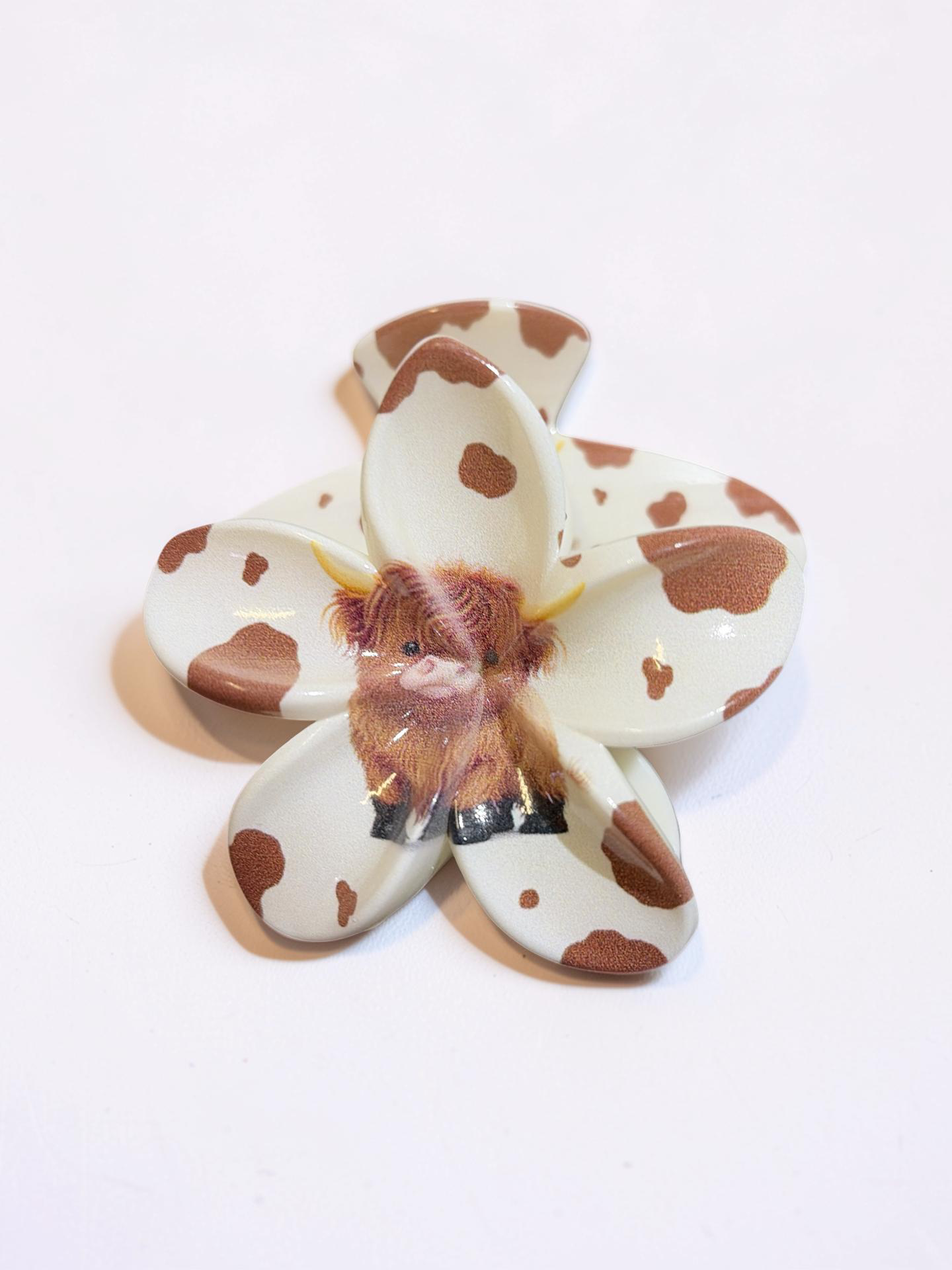 Pastoral Highland Cow Hair Claw Clips