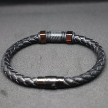 Load image into Gallery viewer, Men&#39;s Plaited Leather Bracelet
