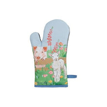 Load image into Gallery viewer, Thomas Cook - Oven Mitt &amp; Pot Holder Set - Farm Yard
