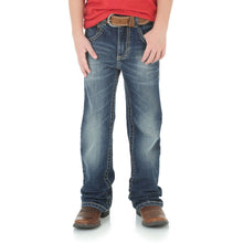 Load image into Gallery viewer, Wrangler Boy&#39;s 20 x 42 Vintage Slim Seat Jeans
