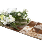 Load image into Gallery viewer, Cowhide Table Runner – Carun
